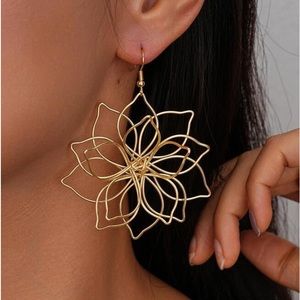 Bohemian Flower Wire Earrings